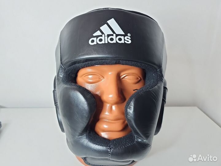 Шлем боксерский Adidas кожа закрытый 56-59