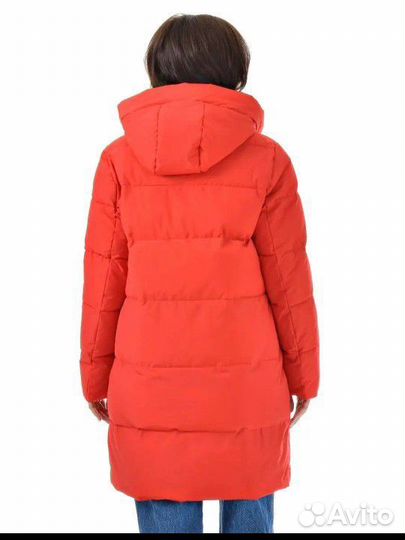Пуховик зимний женский