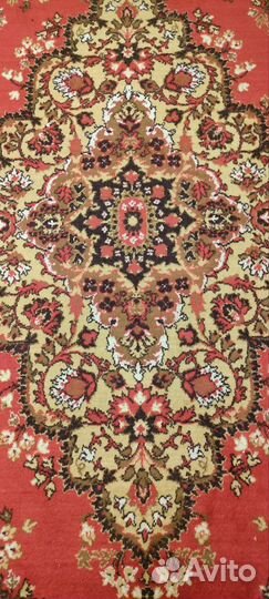 Ковер шерстяной