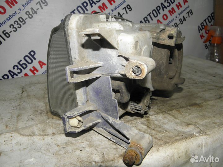 Фара правая Mitsubishi Lancer 7 MR273422