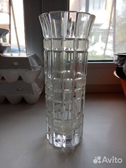 Хрустальная ваза