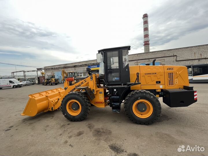 Фронтальный погрузчик Lonking CDM836N, 2023