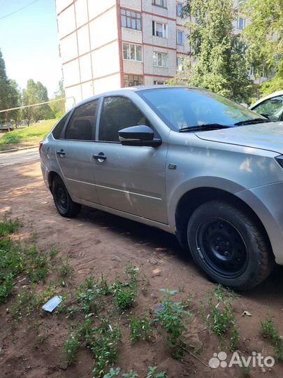 LADA Granta 1.6 МТ, 2018, 130 000 км