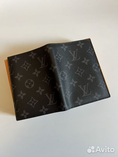 Обложка Louis Vuitton оригинал