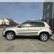 Volkswagen Tiguan 1.4 AMT, 2012, 129 500 км, с пробегом, цена 1 240 000 руб.