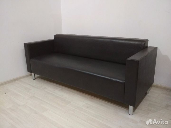 Диван офисный для посетителей (экокожа). Новый