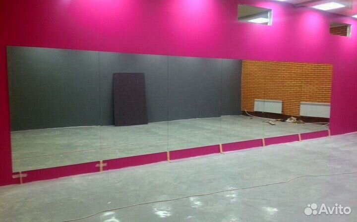 В спортзал зеркало