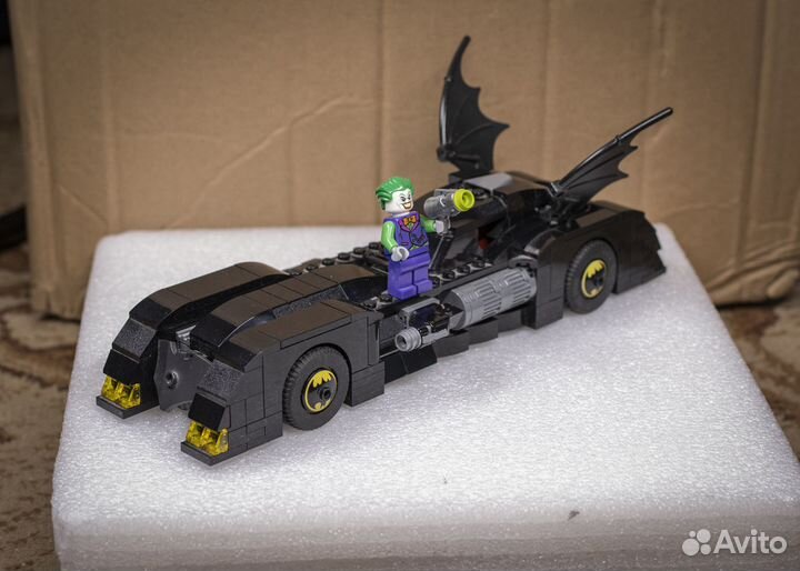 Продам конструктор lego Batmobile