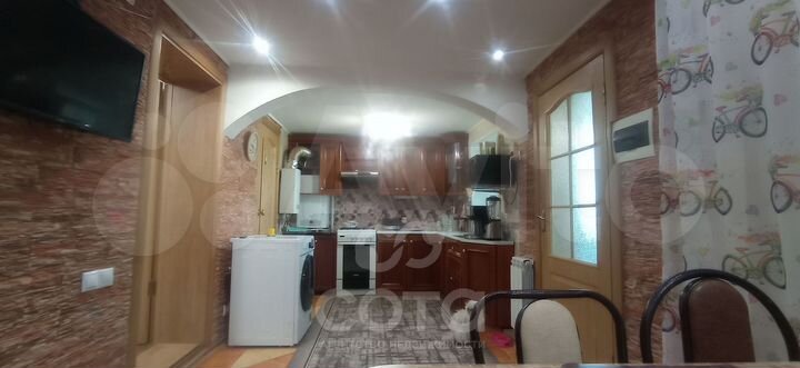 Дом 50 м² на участке 8 сот.