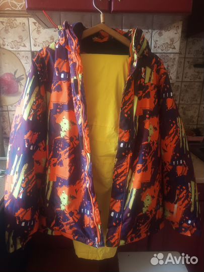 Горнолыжный костюм женский