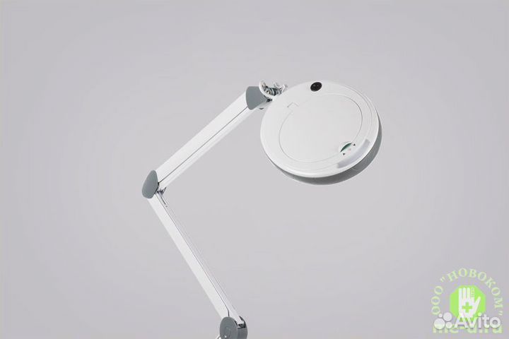 Лампа-лупа с регистрационным удостоверением