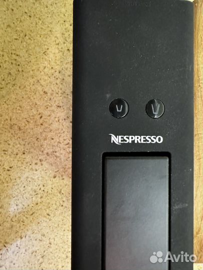 Кофемашина Nespresso Essenza капсульная