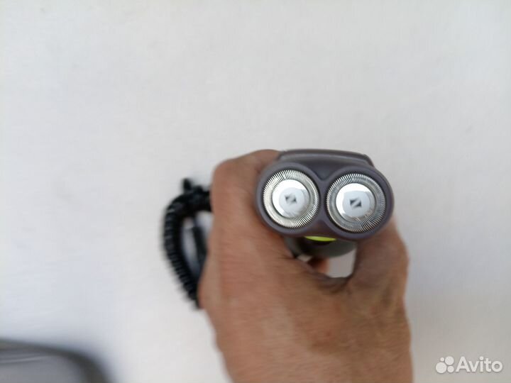 Бритва Philips Philishave 444