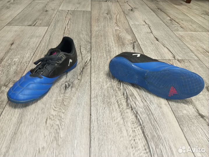 Футзалки adidas