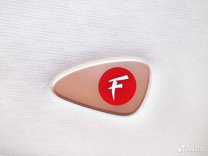 Массажное кресло Fujimo QI F-633 Шампань