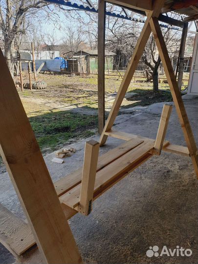 Садовые качели из дерева ручной работы