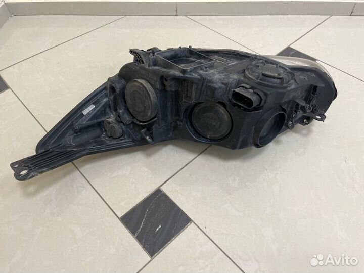 Фара правая Ford Focus CB8 pnda 2013
