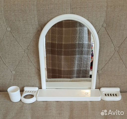 Набор для ванной комнаты с зеркалом