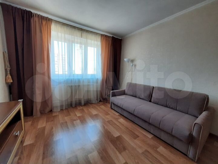 2-к. квартира, 65 м², 7/12 эт.