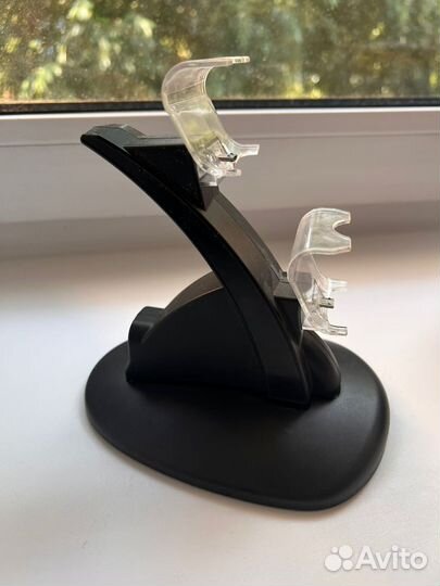 Зарядное устройство для гемпадов ps4