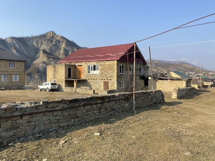 Дом 290 м² на участке 9 сот.