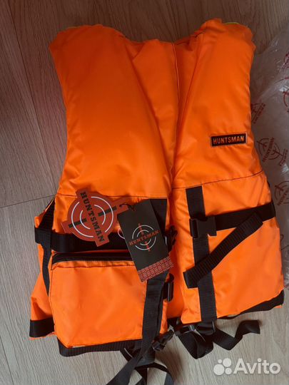 Спасательный жилет