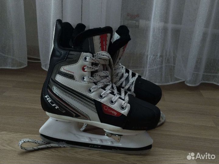 Коньки хоккейные детские oxelo