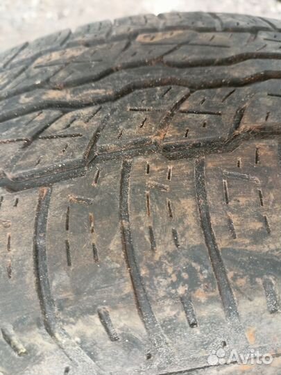 Bridgestone Dueler H/T 225/65 R17