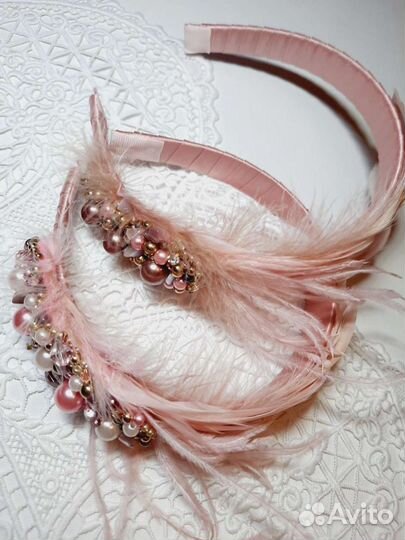 Ободки с перьями,жемчугом, перламутром и кристалл