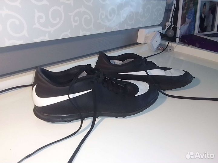 Футзалки nike