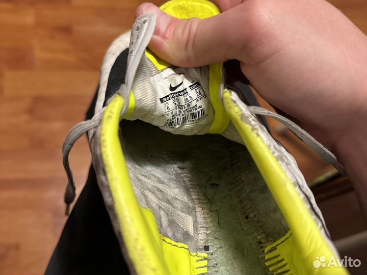 Бутсы nike hypervenom