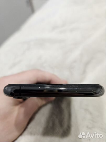 iPhone Xs, 64 ГБ