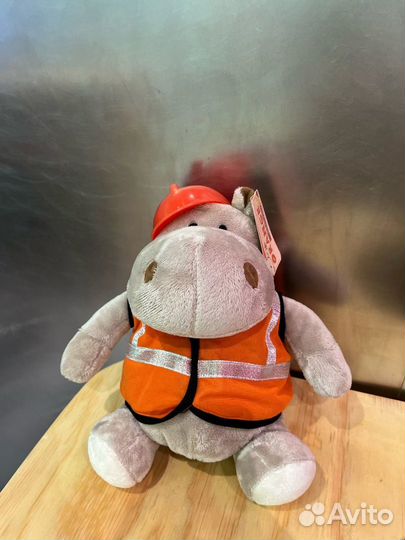 Мягкая игрушка бегемот-строитель Orange 20 см