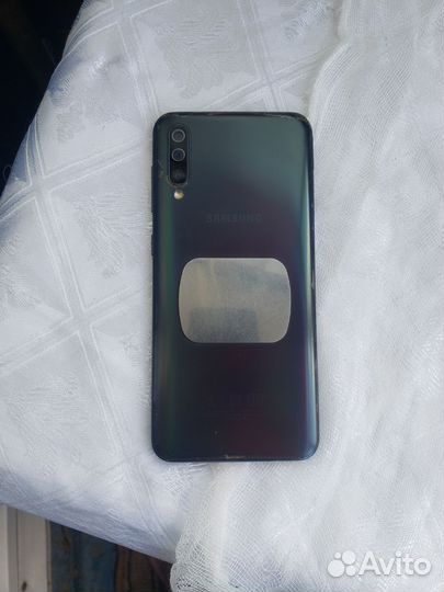 Samsung Galaxy A50, 4/64 ГБ