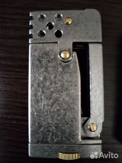 Зажигалка бензиновая