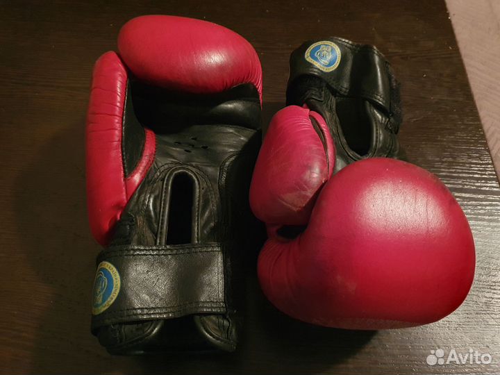 Боксерские перчатки Reyvel 12 oz