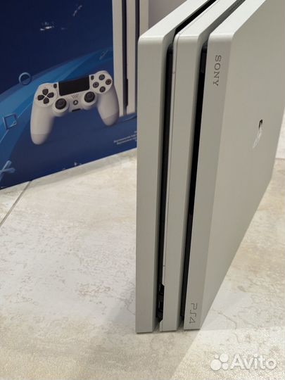 Игровая приставка ps4 pro 1tb