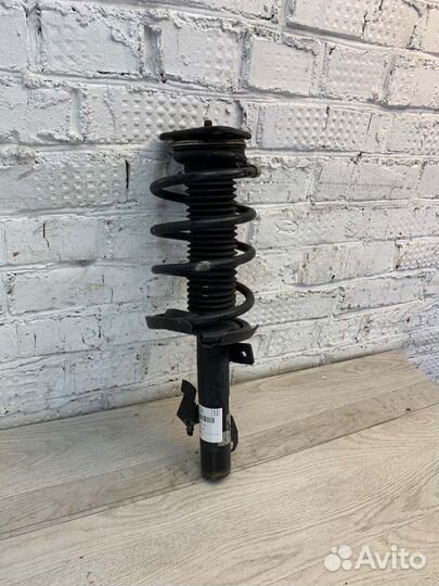 Стойка передняя левая Mazda Mazda5 crew 2.0 2009