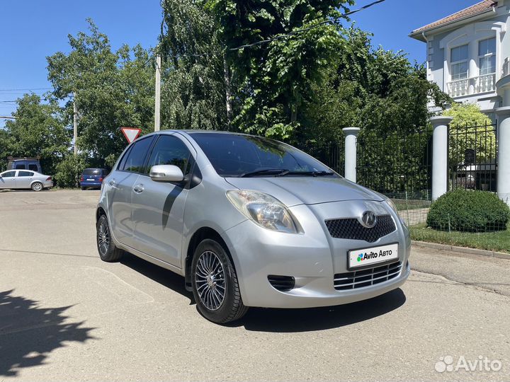 Toyota Vitz 1.0 CVT, 2009, 244 000 км