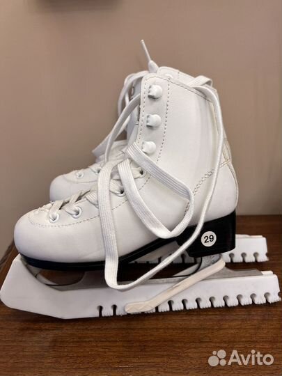 Коньки детские, фигурные.29 размер (18,5 см)