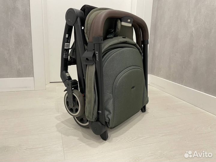 Коляска прогулочная Joolz AER цвет mighty green