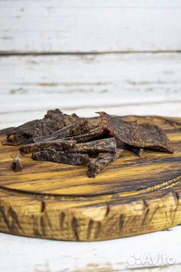 Вяленая говядина, куриный балык, куриные джерки