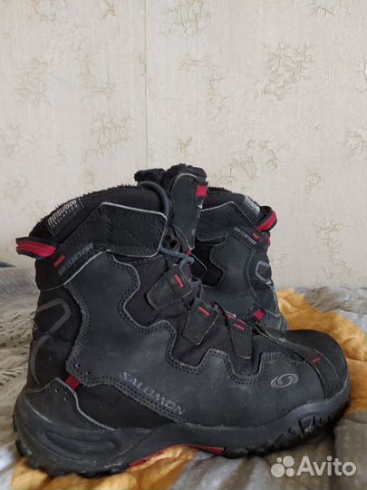 Треккинговые ботинки