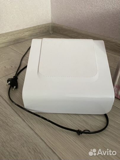 Вытяжка для маникюра напольная