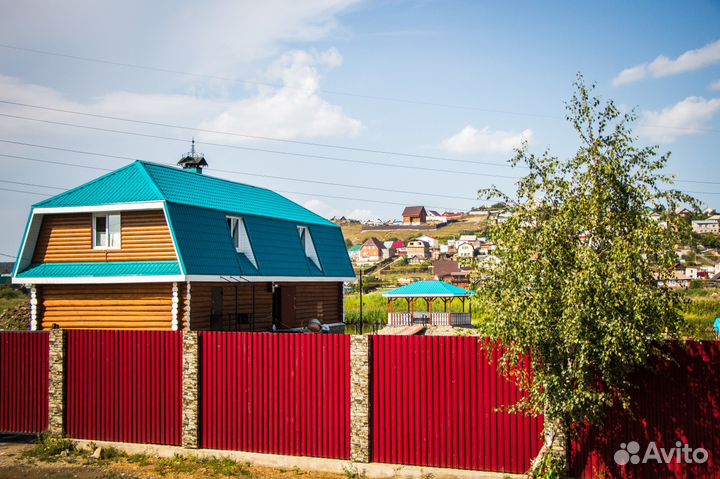 Баня на дровах у пруда