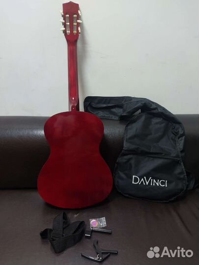 Акустическая гитара