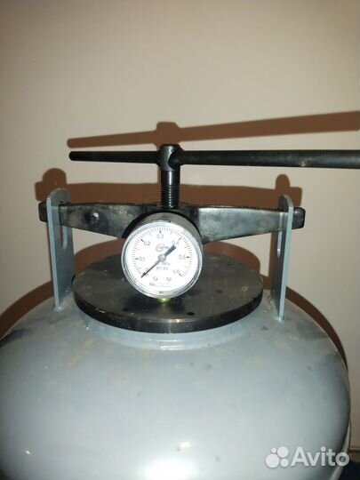 Белорусский автоклав Бу мало Зажимы крышек