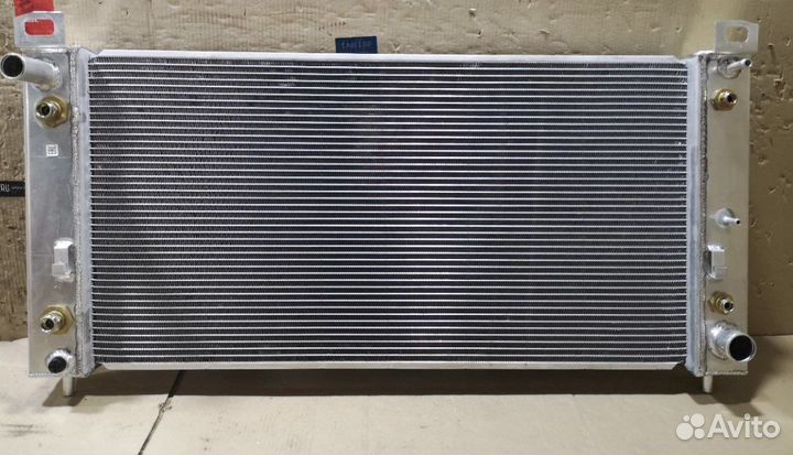 Радиатор двс алюминиевый Cadillac escalade l86
