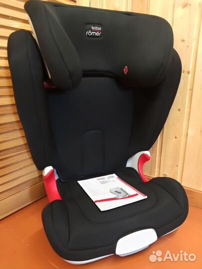 Автокресло Britax Romer Kidfix Cosmos Black