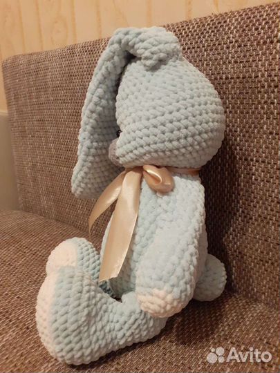 Плюшевый заяц